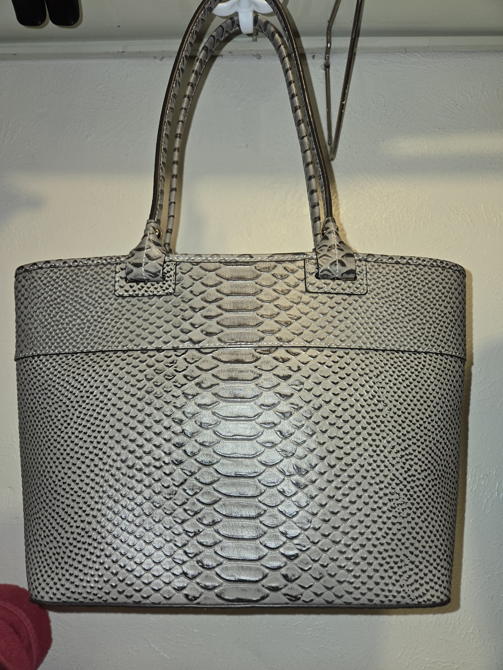 Dooney & Bourke Gray Embossed Snake-Texture Tote with Matching Wallet - Picture 4 of 7